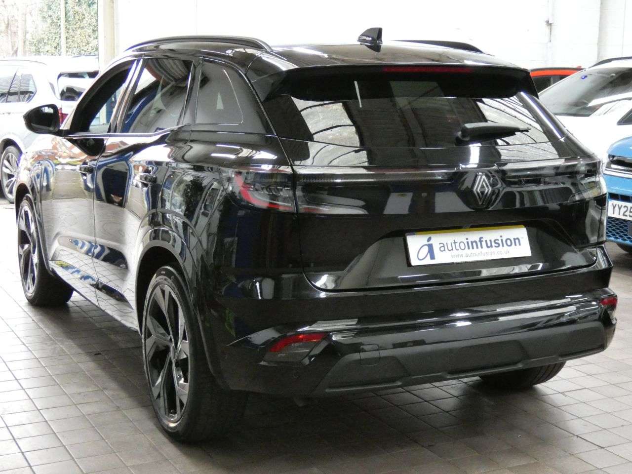 A 2024 RENAULT AUSTRAL 1.2 E-TECH techno esprit Alpine SUV 5dr Petrol Hybrid Auto Euro 6 (s/s) (20 A 2024 RENAULT AUSTRAL 1.2 E-TECH techno esprit Alpine SUV 5dr Petrol Hybrid Auto Euro 6 (s/s) (20