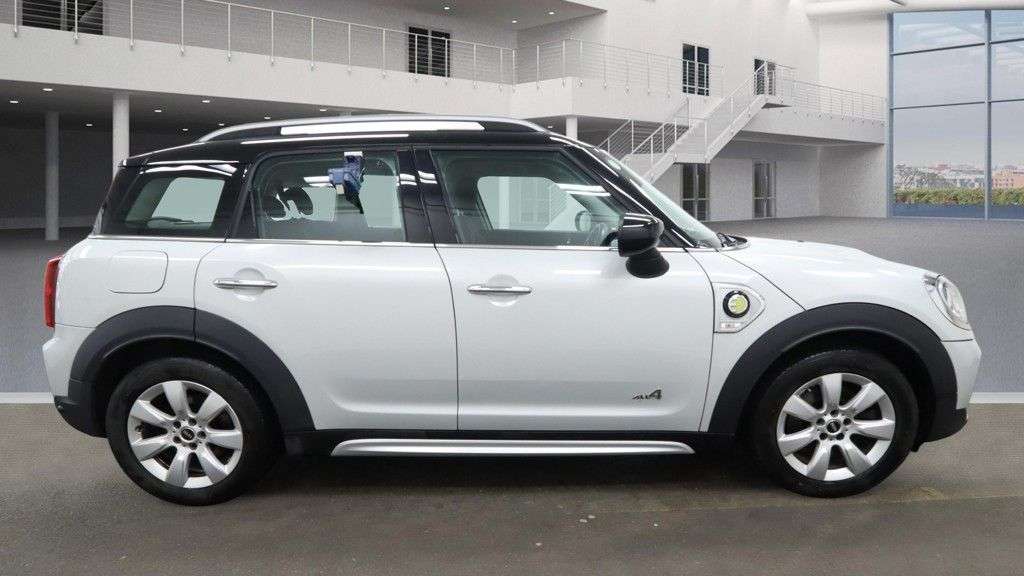 2021 MINI COUNTRYMAN 2021 MINI COUNTRYMAN