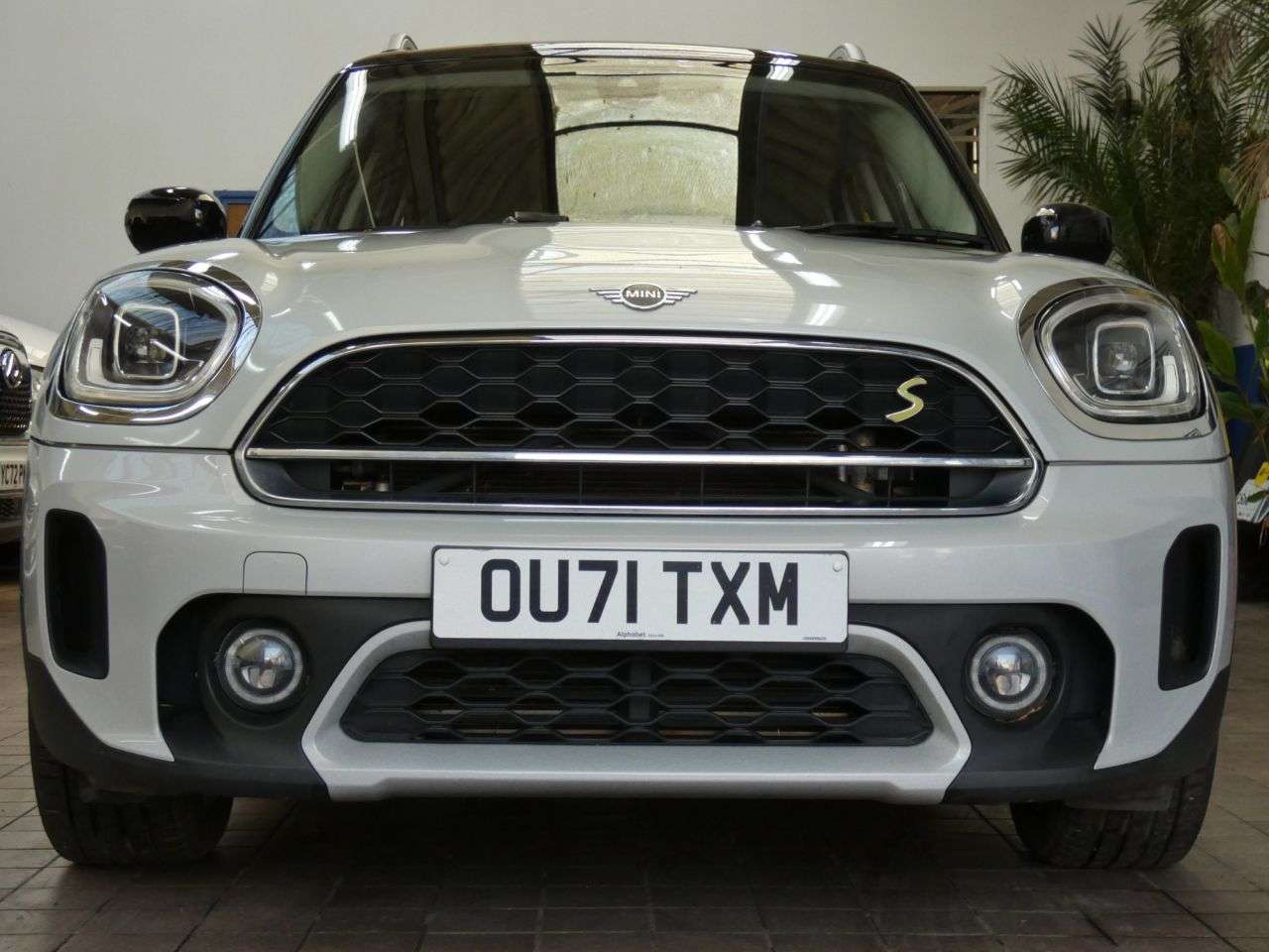 A 2021 MINI COUNTRYMAN 1.5 10kWh Cooper SE Classic SUV 5dr Petrol Plug-in Hybrid Auto ALL4 Euro 6 A 2021 MINI COUNTRYMAN 1.5 10kWh Cooper SE Classic SUV 5dr Petrol Plug-in Hybrid Auto ALL4 Euro 6