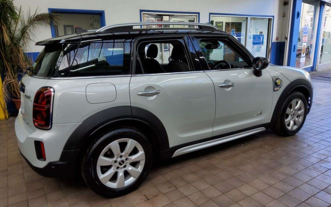 2021 MINI COUNTRYMAN 2021 MINI COUNTRYMAN