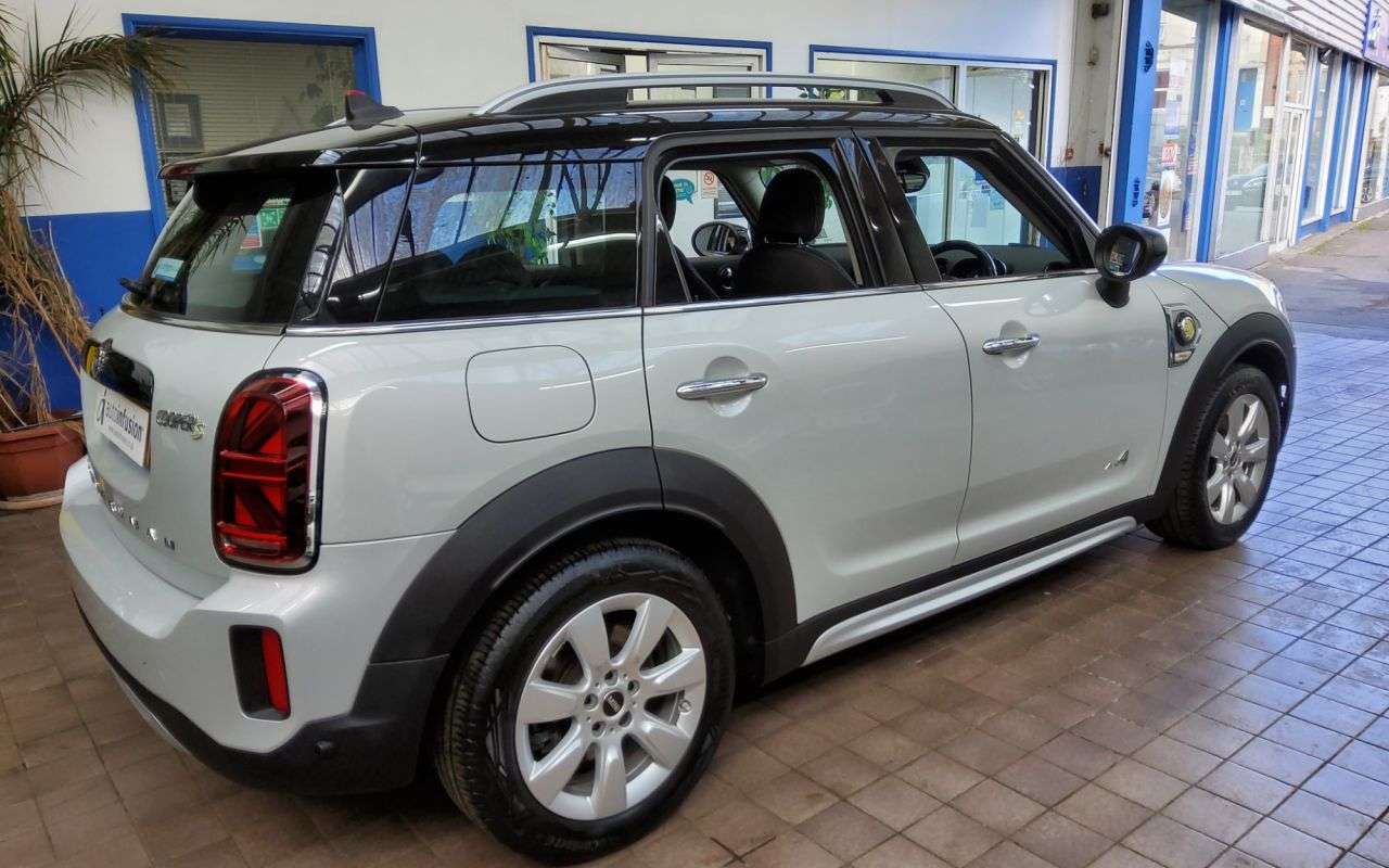 2021 MINI COUNTRYMAN 2021 MINI COUNTRYMAN