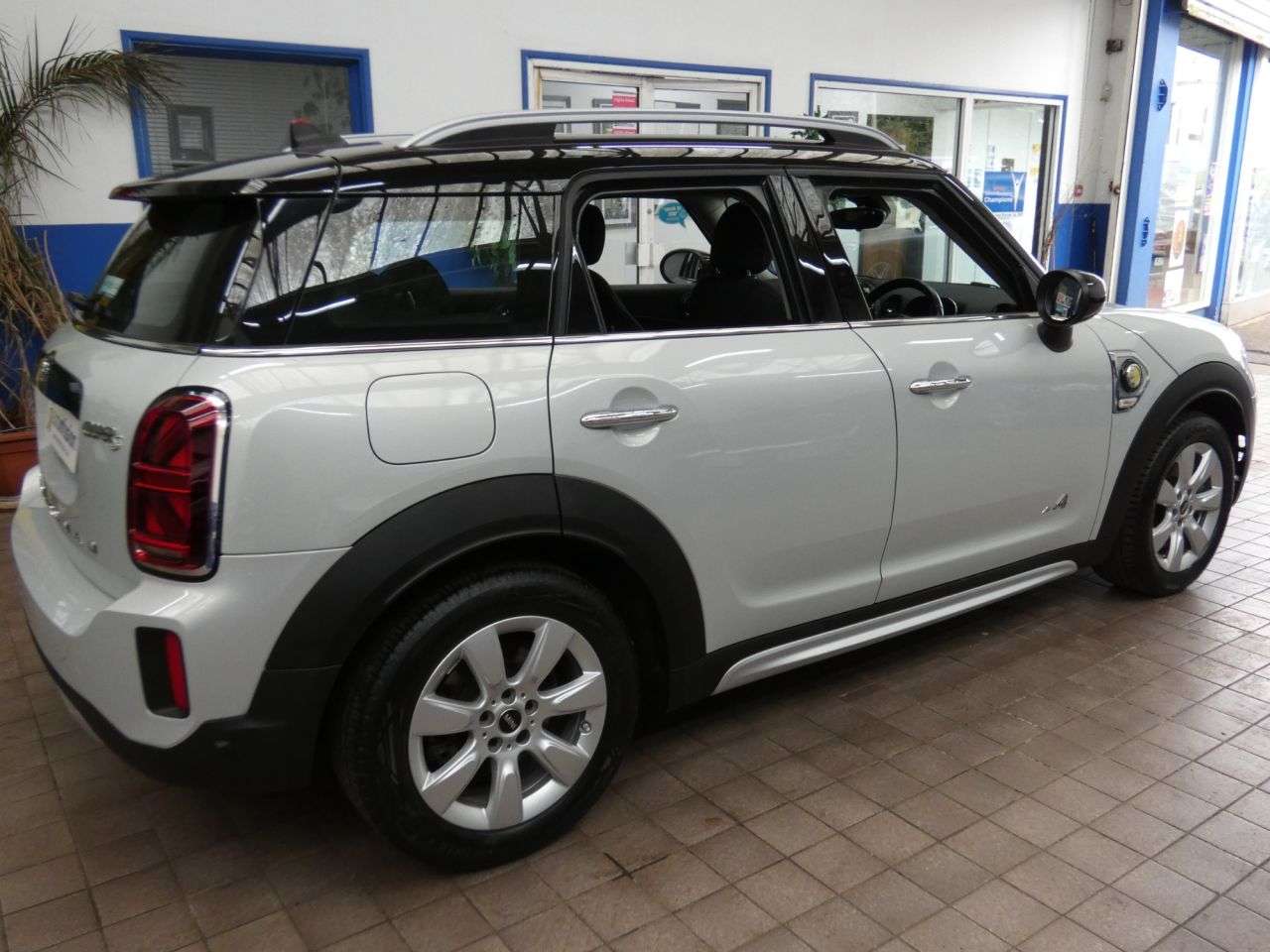 2021 MINI COUNTRYMAN 2021 MINI COUNTRYMAN