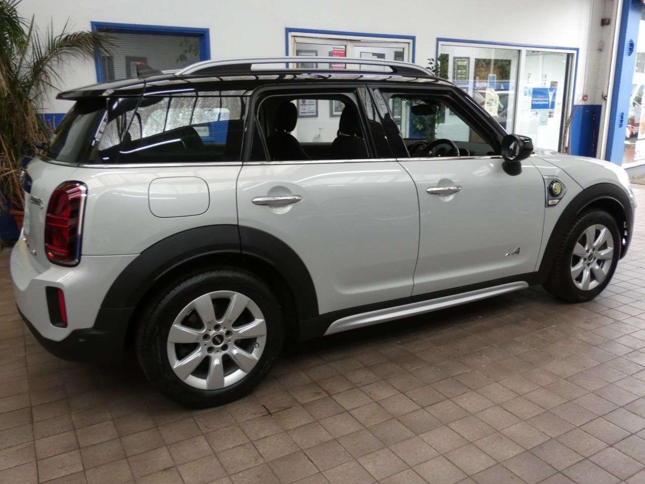 2021 MINI COUNTRYMAN 2021 MINI COUNTRYMAN