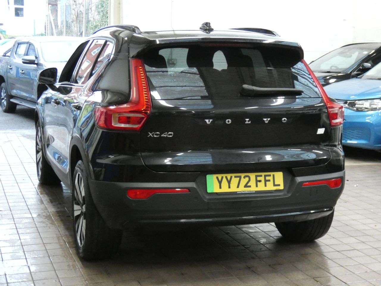 2022 VOLVO XC40 2022 VOLVO XC40
