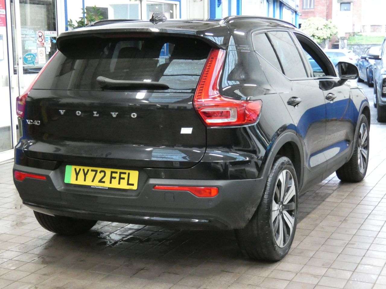 2022 VOLVO XC40 2022 VOLVO XC40
