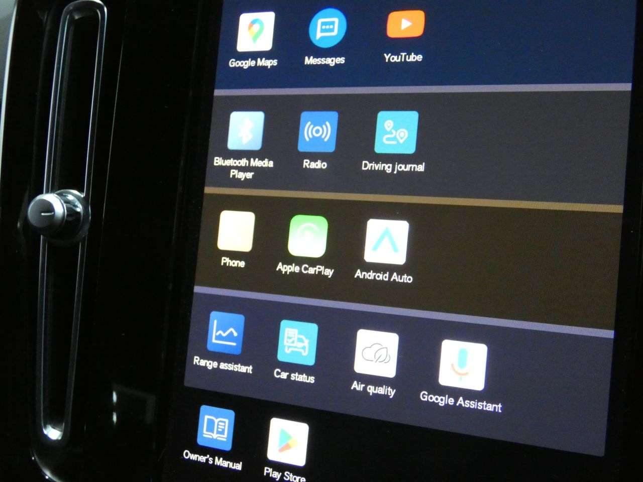 2022 VOLVO XC40 2022 VOLVO XC40