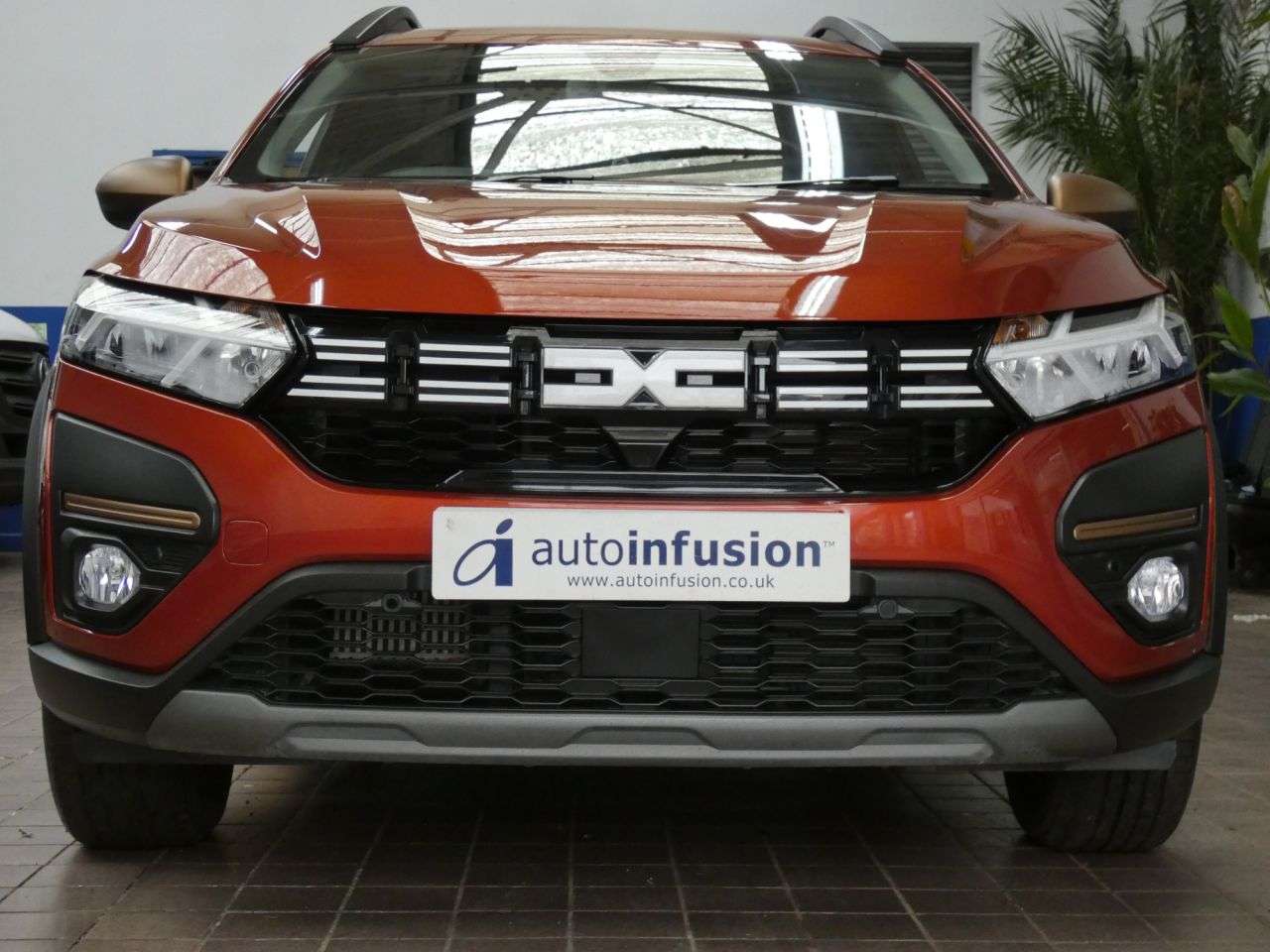 A 2023 DACIA JOGGER 1.0 TCe EXTREME MPV 5dr Petrol Manual Euro 6 (s/s) (110 ps) RARE WAV MODEL A 2023 DACIA JOGGER 1.0 TCe EXTREME MPV 5dr Petrol Manual Euro 6 (s/s) (110 ps) RARE WAV MODEL