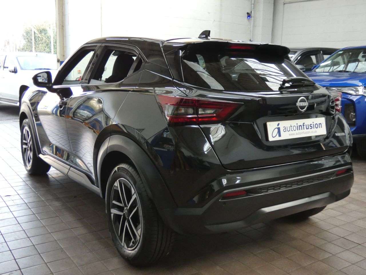 A 2025 NISSAN JUKE 1.6 N-Connecta SUV 5dr Petrol Hybrid Auto Euro 6 (143 ps) GENUINE LOW MILES A 2025 NISSAN JUKE 1.6 N-Connecta SUV 5dr Petrol Hybrid Auto Euro 6 (143 ps) GENUINE LOW MILES