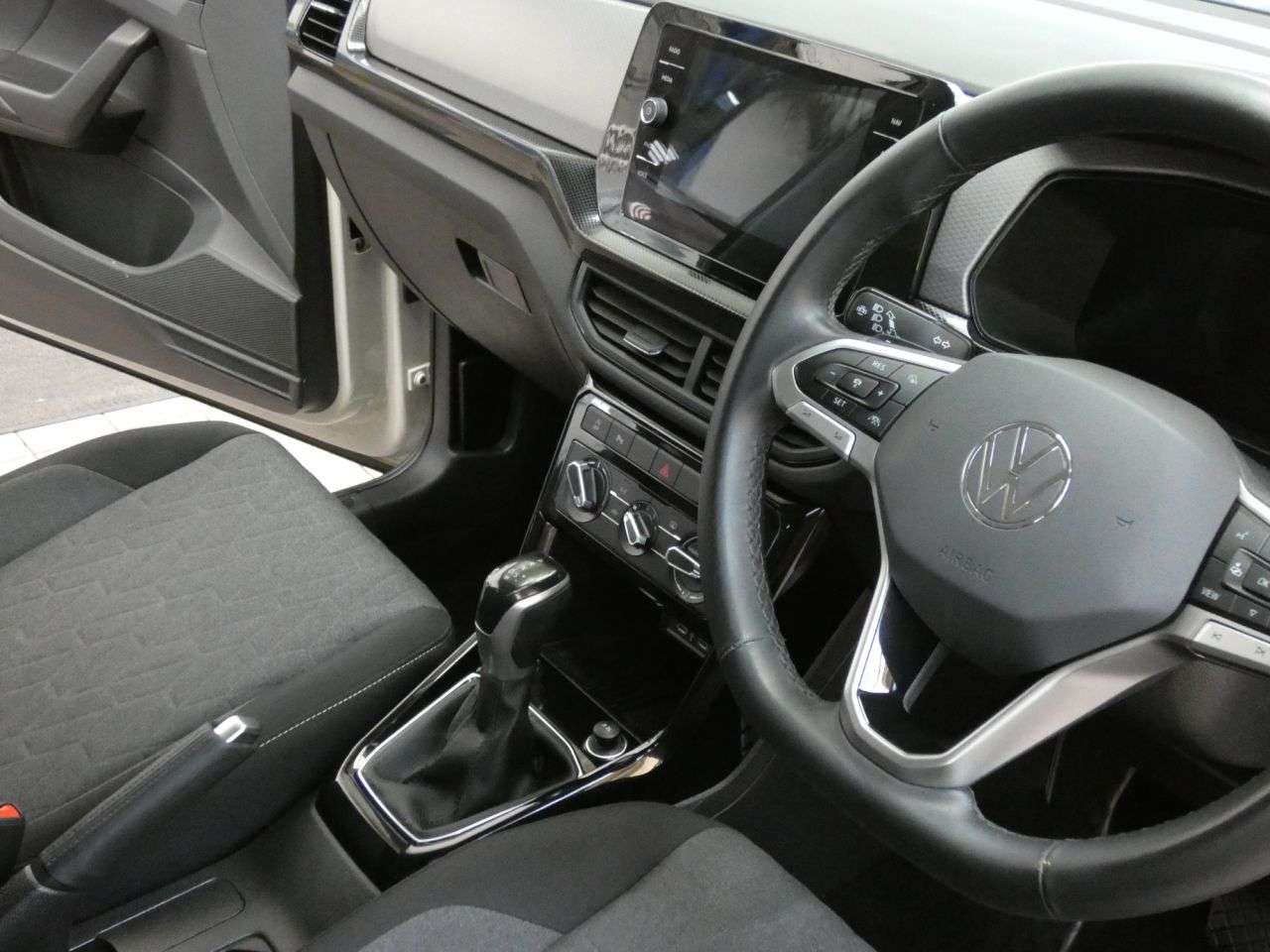 2025 VOLKSWAGEN T-CROSS 2025 VOLKSWAGEN T-CROSS