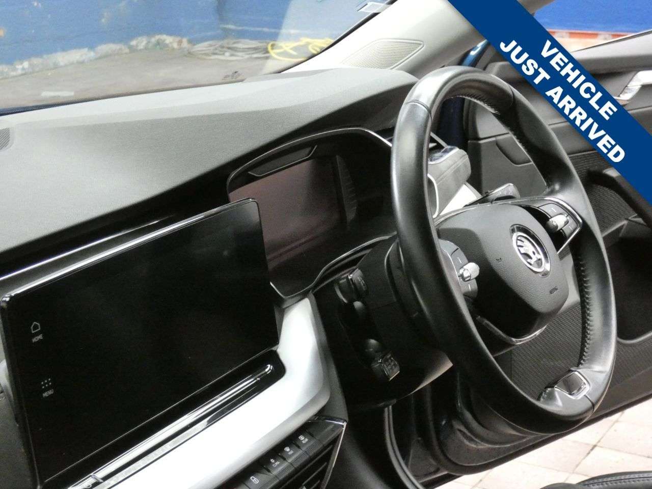 A 2022 SKODA OCTAVIA 1.4 TSI iV 13kWh SE L Estate 5dr Petrol Plug-in Hybrid DSG Euro 6 (s/s) (20 A 2022 SKODA OCTAVIA 1.4 TSI iV 13kWh SE L Estate 5dr Petrol Plug-in Hybrid DSG Euro 6 (s/s) (20