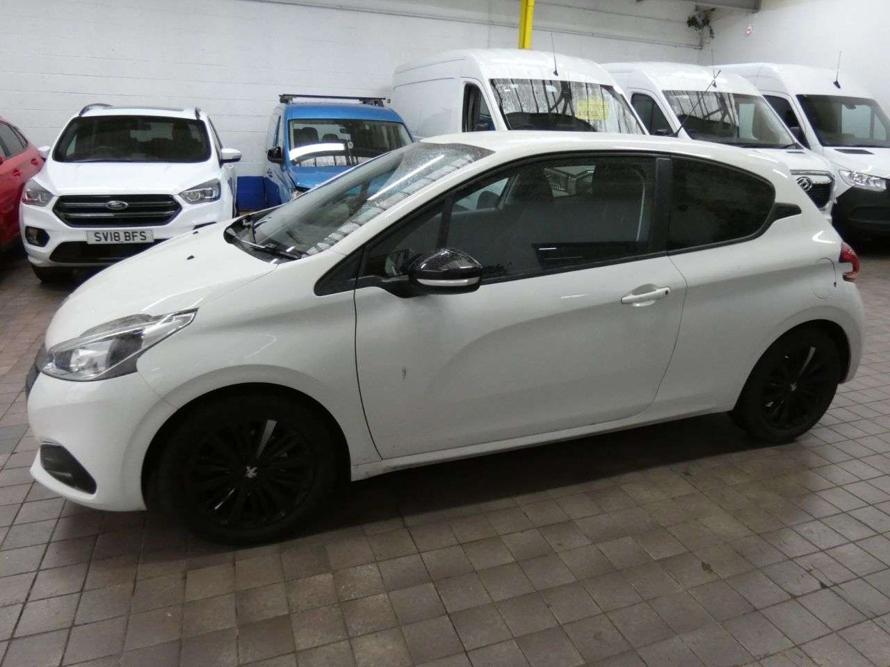 2018 PEUGEOT 208 2018 PEUGEOT 208