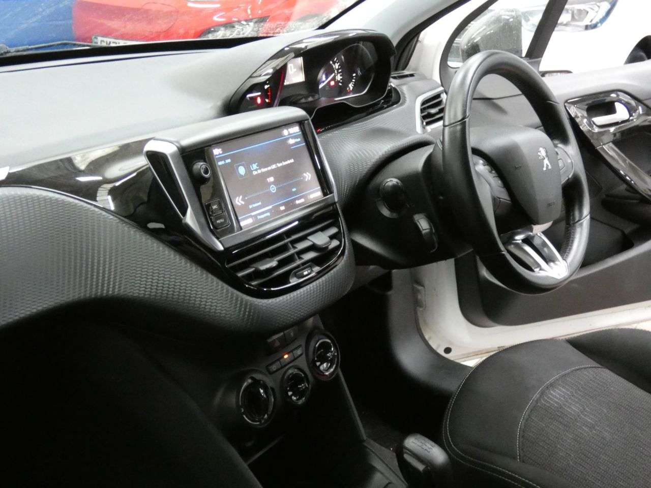 2018 PEUGEOT 208 2018 PEUGEOT 208