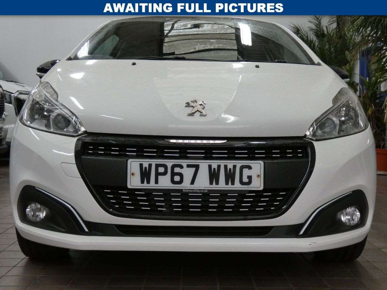 A 2018 PEUGEOT 208 1.2 PureTech Black Edition Hatchback 3dr Petrol Manual Euro 6 (82 ps) 1 OWN A 2018 PEUGEOT 208 1.2 PureTech Black Edition Hatchback 3dr Petrol Manual Euro 6 (82 ps) 1 OWN