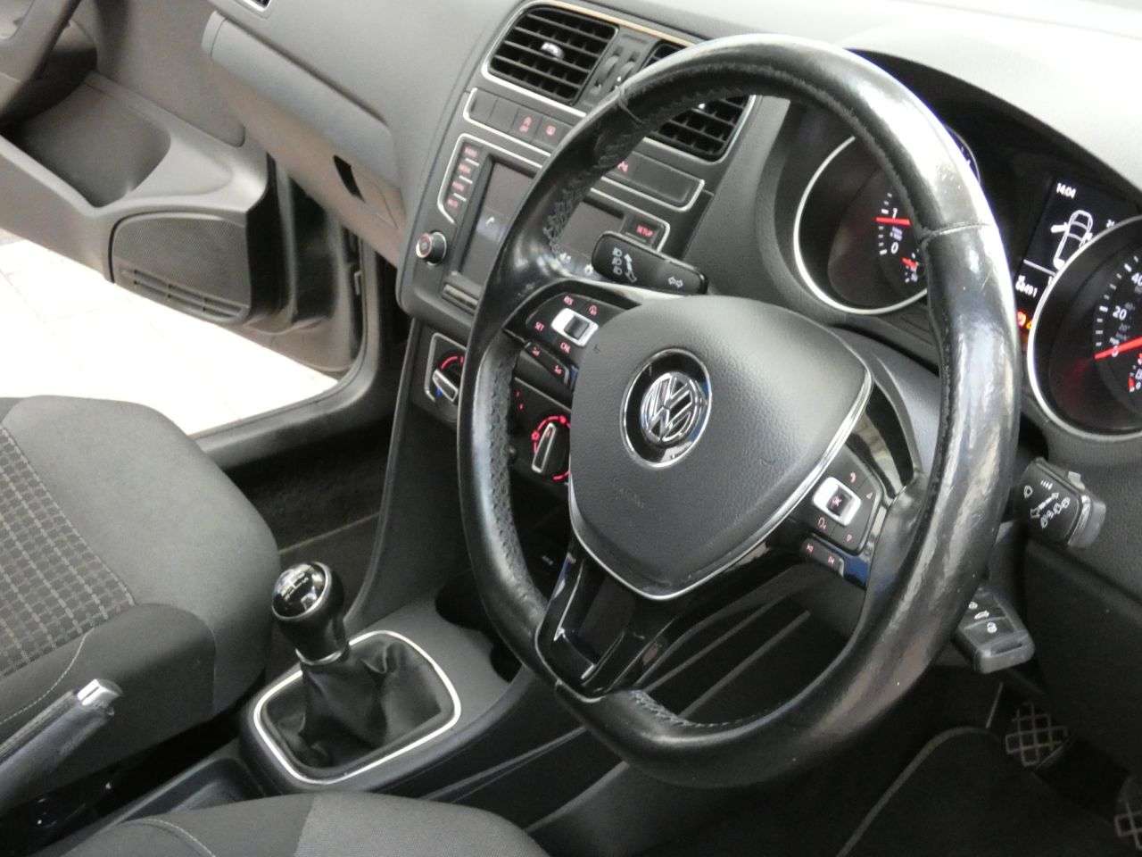 2016 VOLKSWAGEN POLO 2016 VOLKSWAGEN POLO