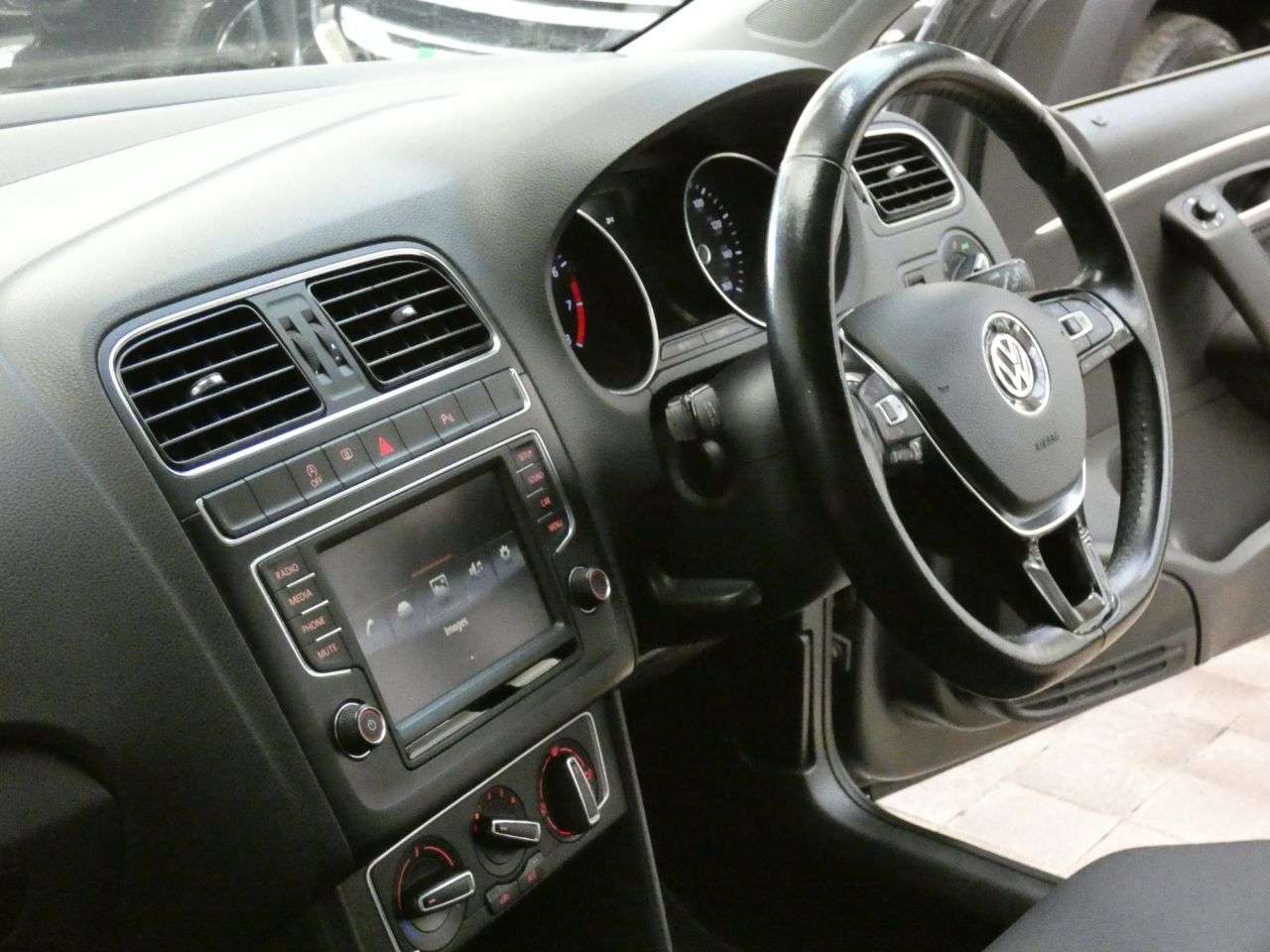 2016 VOLKSWAGEN POLO 2016 VOLKSWAGEN POLO