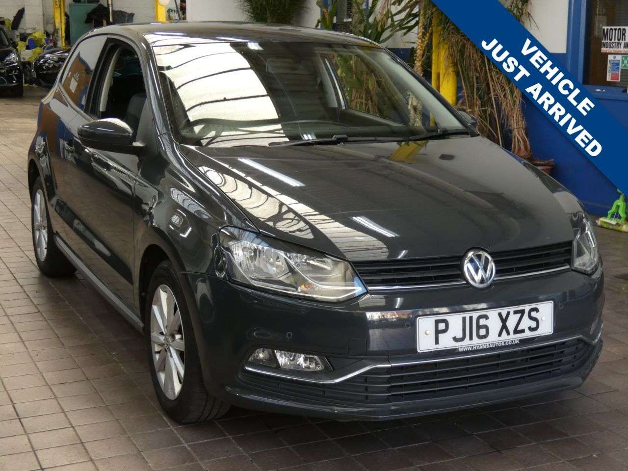 A 2016 VOLKSWAGEN POLO 1.0 BlueMotion Tech Match Hatchback 3dr Petrol Manual Euro 6 (s/s) (75 ps) A 2016 VOLKSWAGEN POLO 1.0 BlueMotion Tech Match Hatchback 3dr Petrol Manual Euro 6 (s/s) (75 ps)