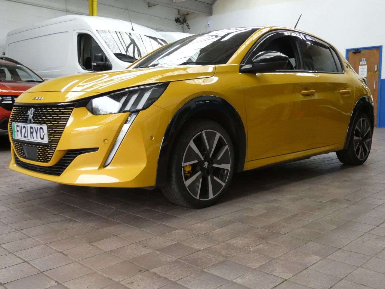 2021 PEUGEOT E-208 2021 PEUGEOT E-208