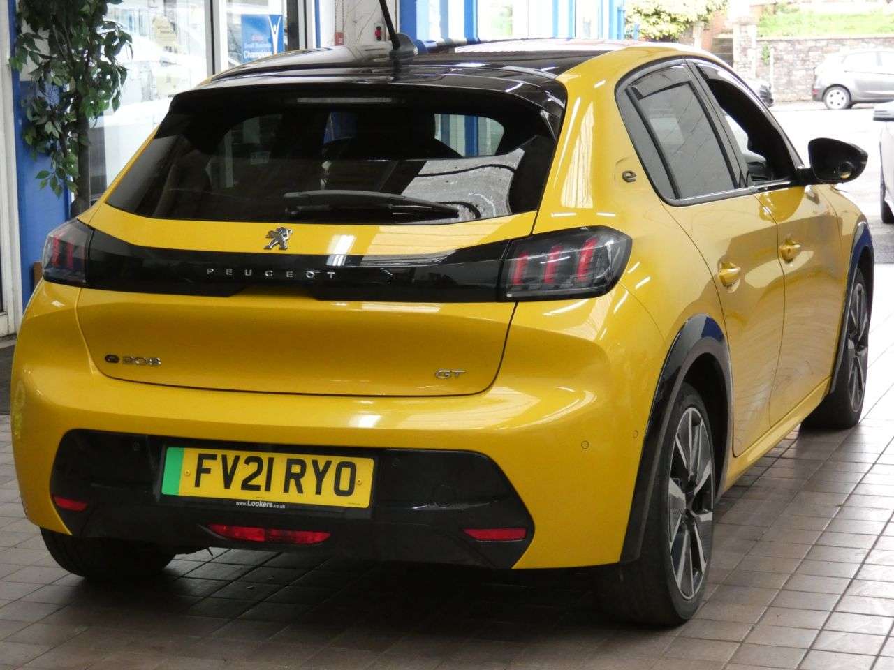 2021 PEUGEOT E-208 2021 PEUGEOT E-208