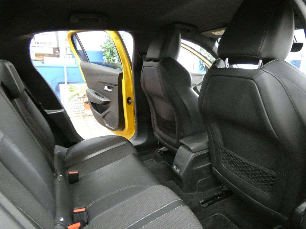 2021 PEUGEOT E-208 2021 PEUGEOT E-208