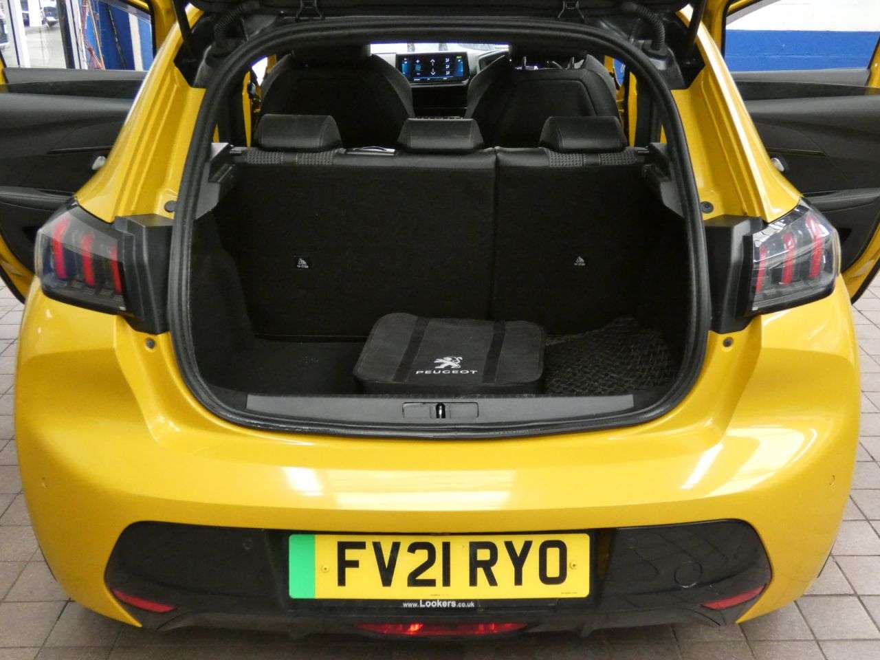 2021 PEUGEOT E-208 2021 PEUGEOT E-208