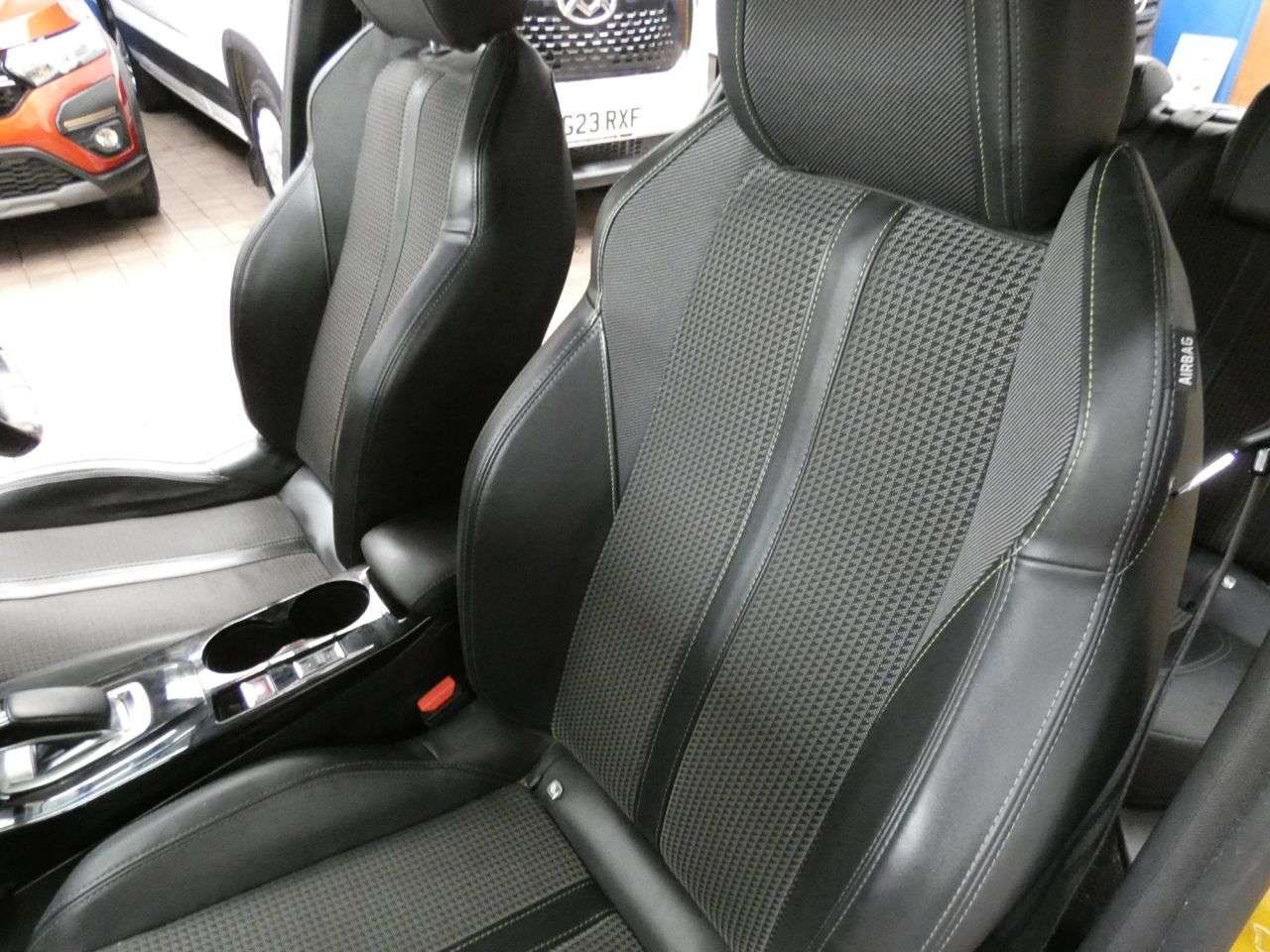 2021 PEUGEOT E-208 2021 PEUGEOT E-208