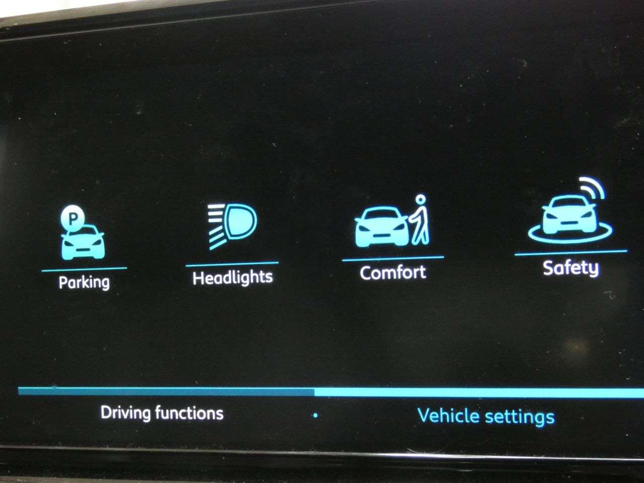 2021 PEUGEOT E-208 2021 PEUGEOT E-208