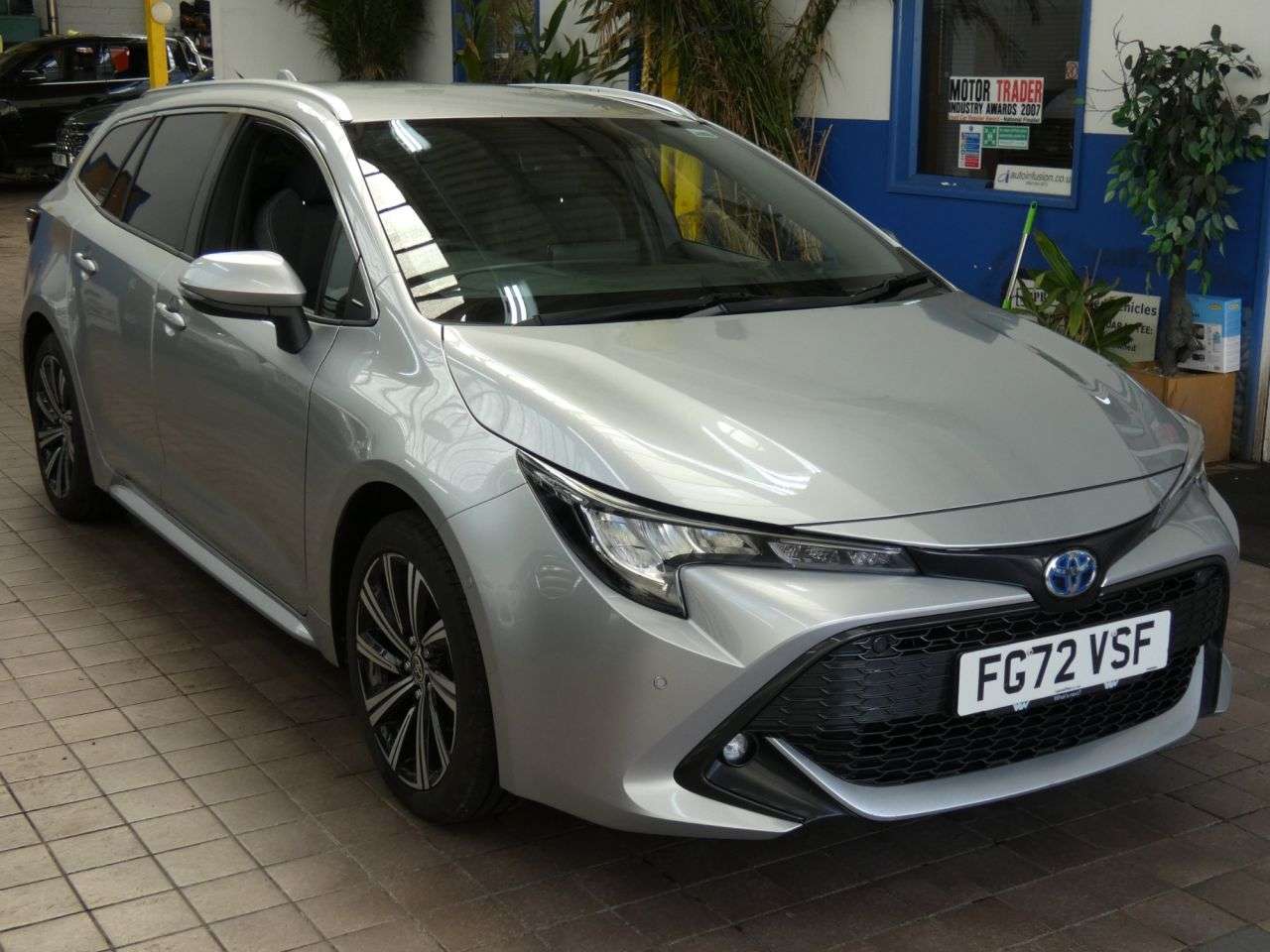 A 2022 TOYOTA COROLLA 2.0 VVT-h Design Touring Sports 5dr Petrol Hybrid CVT Euro 6 (s/s) (196 ps) A 2022 TOYOTA COROLLA 2.0 VVT-h Design Touring Sports 5dr Petrol Hybrid CVT Euro 6 (s/s) (196 ps)