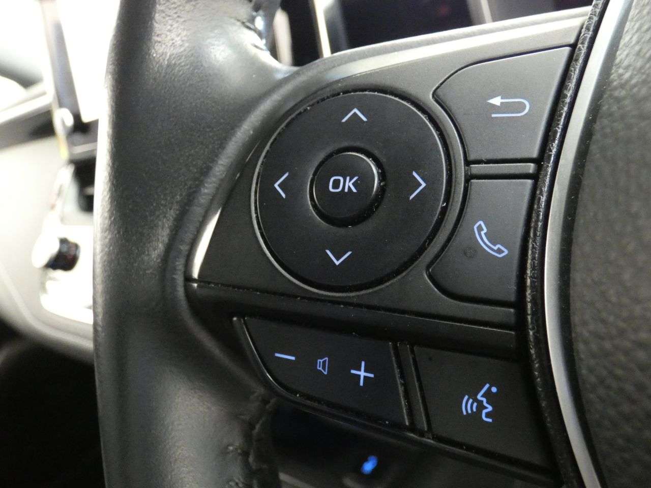 2022 TOYOTA COROLLA 2022 TOYOTA COROLLA