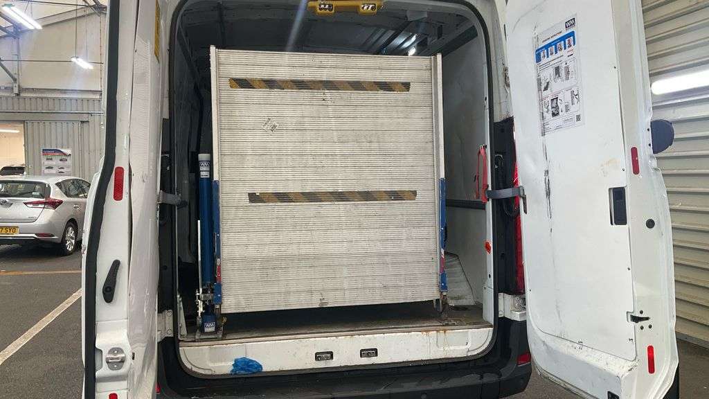 2023 MAXUS EDELIVER 9 2023 MAXUS EDELIVER 9