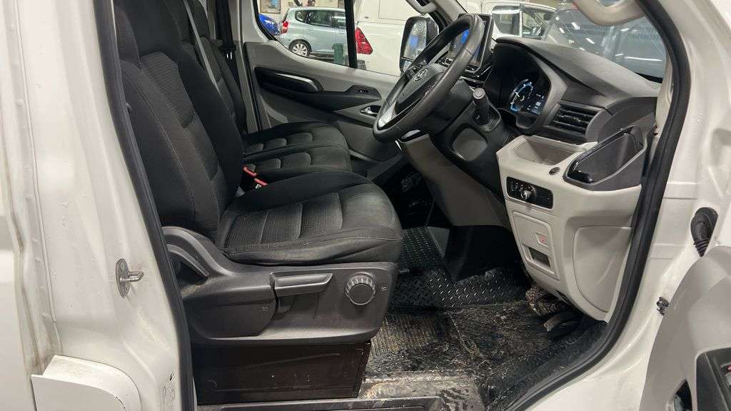 2023 MAXUS EDELIVER 9 2023 MAXUS EDELIVER 9