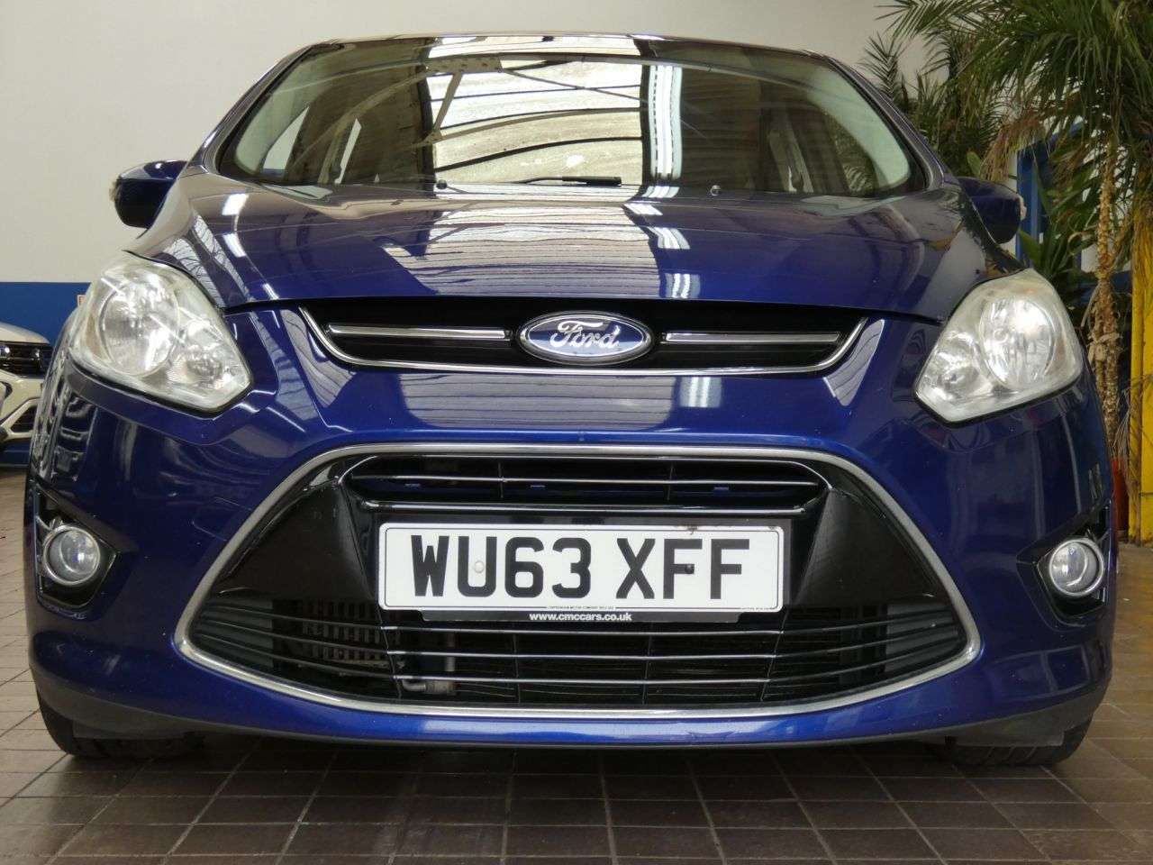 A 2013 FORD C-MAX 1.0T EcoBoost Titanium MPV 5dr Petrol Manual Euro 5 (s/s) (125 ps) NICE TID A 2013 FORD C-MAX 1.0T EcoBoost Titanium MPV 5dr Petrol Manual Euro 5 (s/s) (125 ps) NICE TID