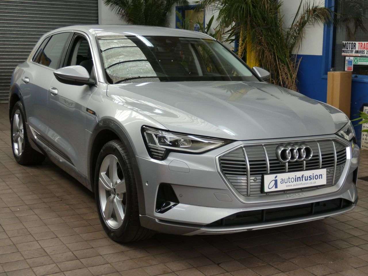 2021 AUDI E-TRON 2021 AUDI E-TRON