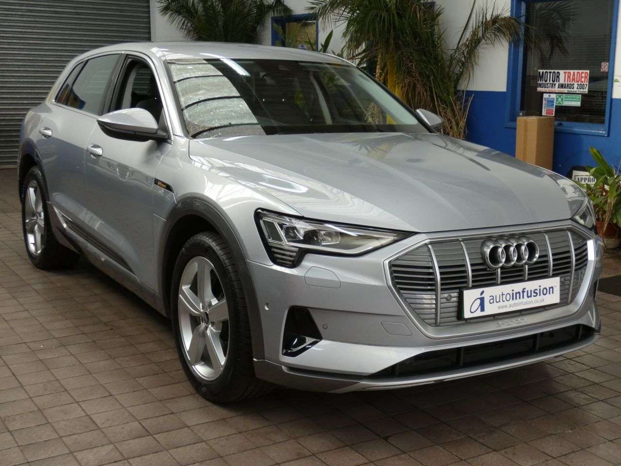 2021 AUDI E-TRON 2021 AUDI E-TRON