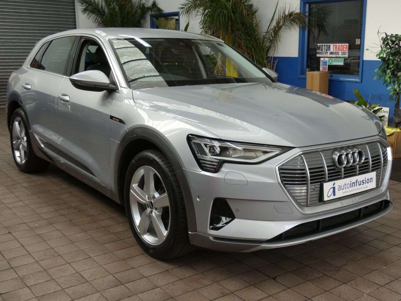 2021 AUDI E-TRON 2021 AUDI E-TRON