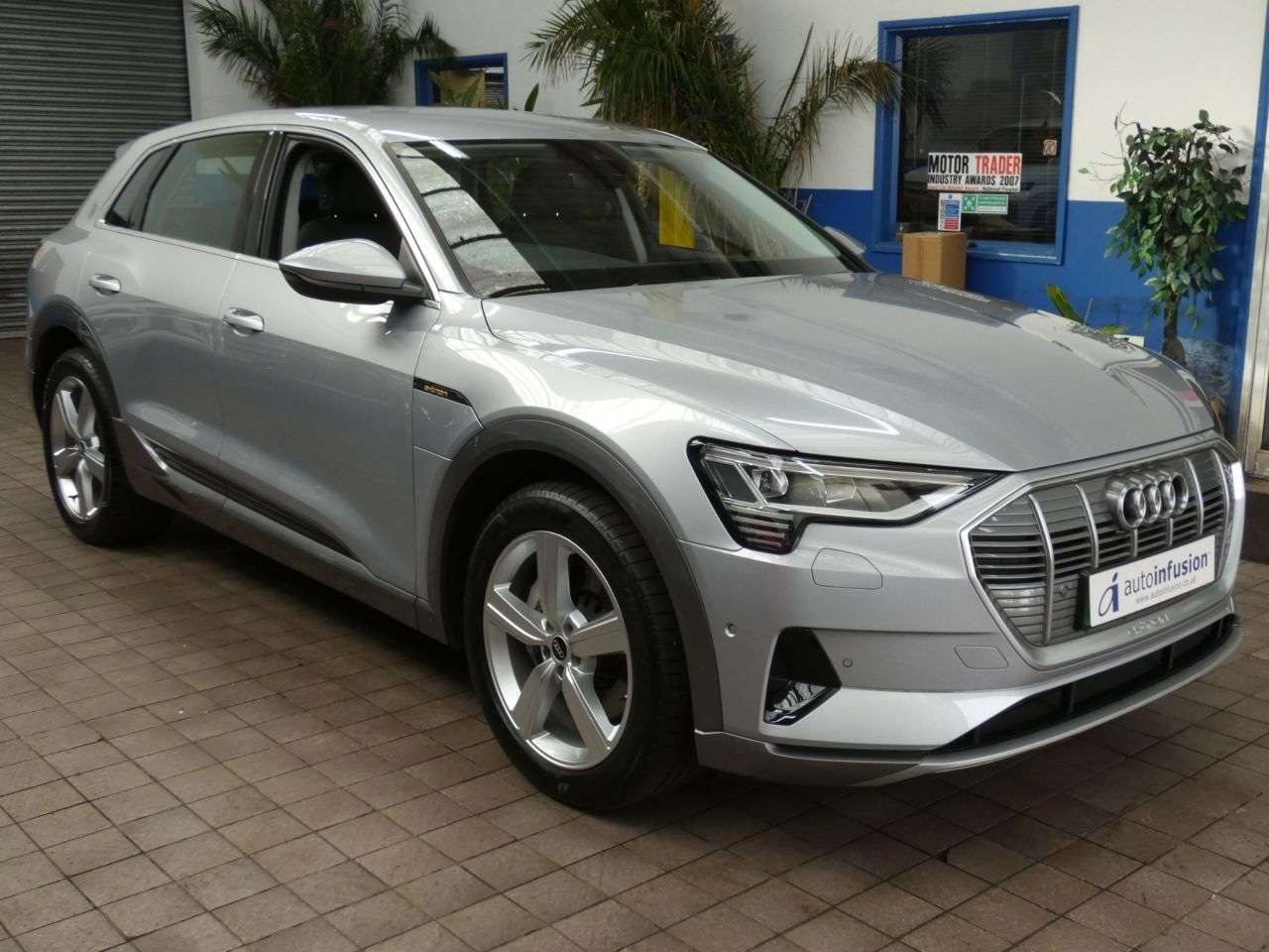 2021 AUDI E-TRON 2021 AUDI E-TRON