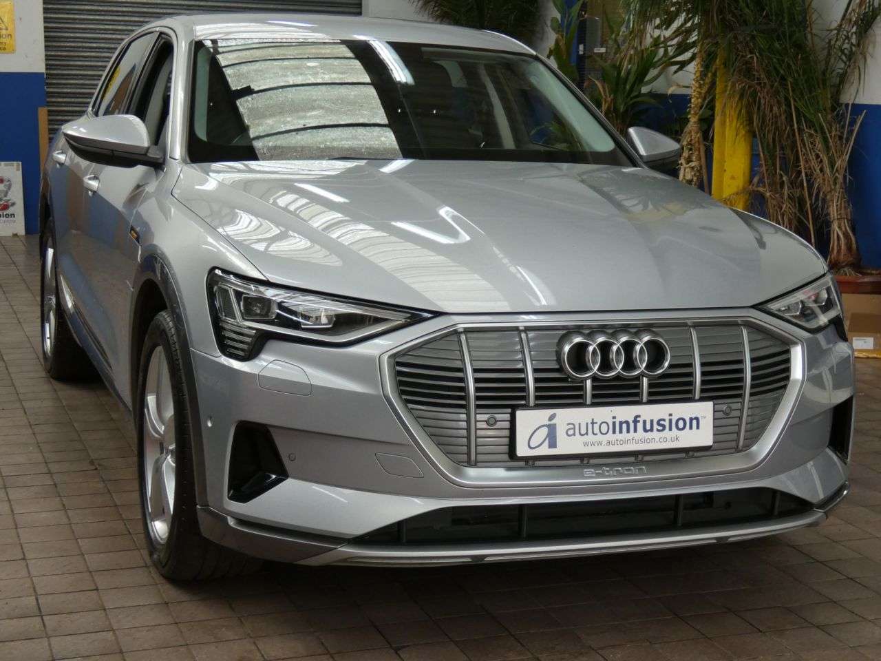 2021 AUDI E-TRON 2021 AUDI E-TRON