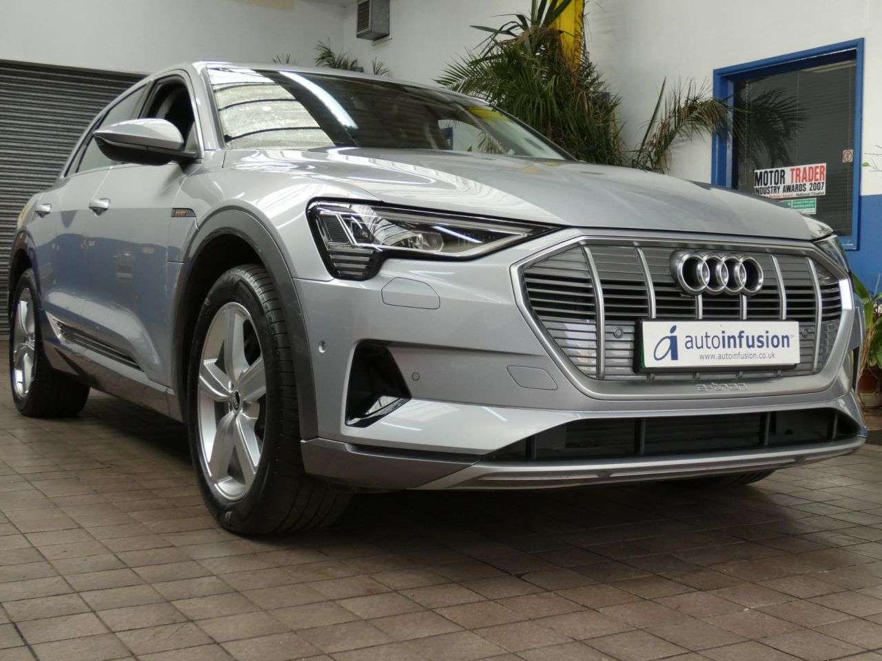 2021 AUDI E-TRON 2021 AUDI E-TRON