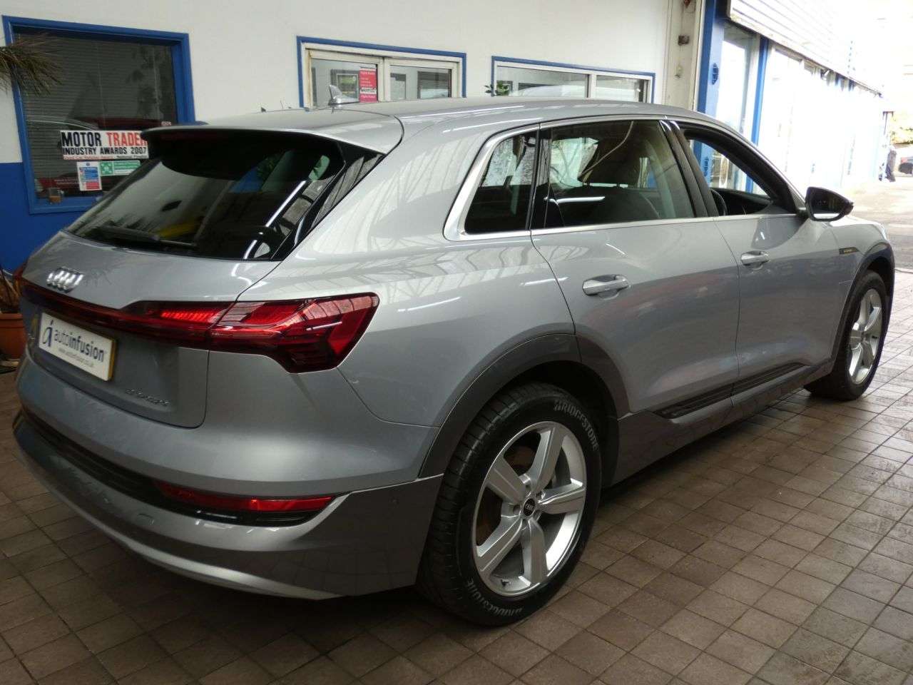 2021 AUDI E-TRON 2021 AUDI E-TRON