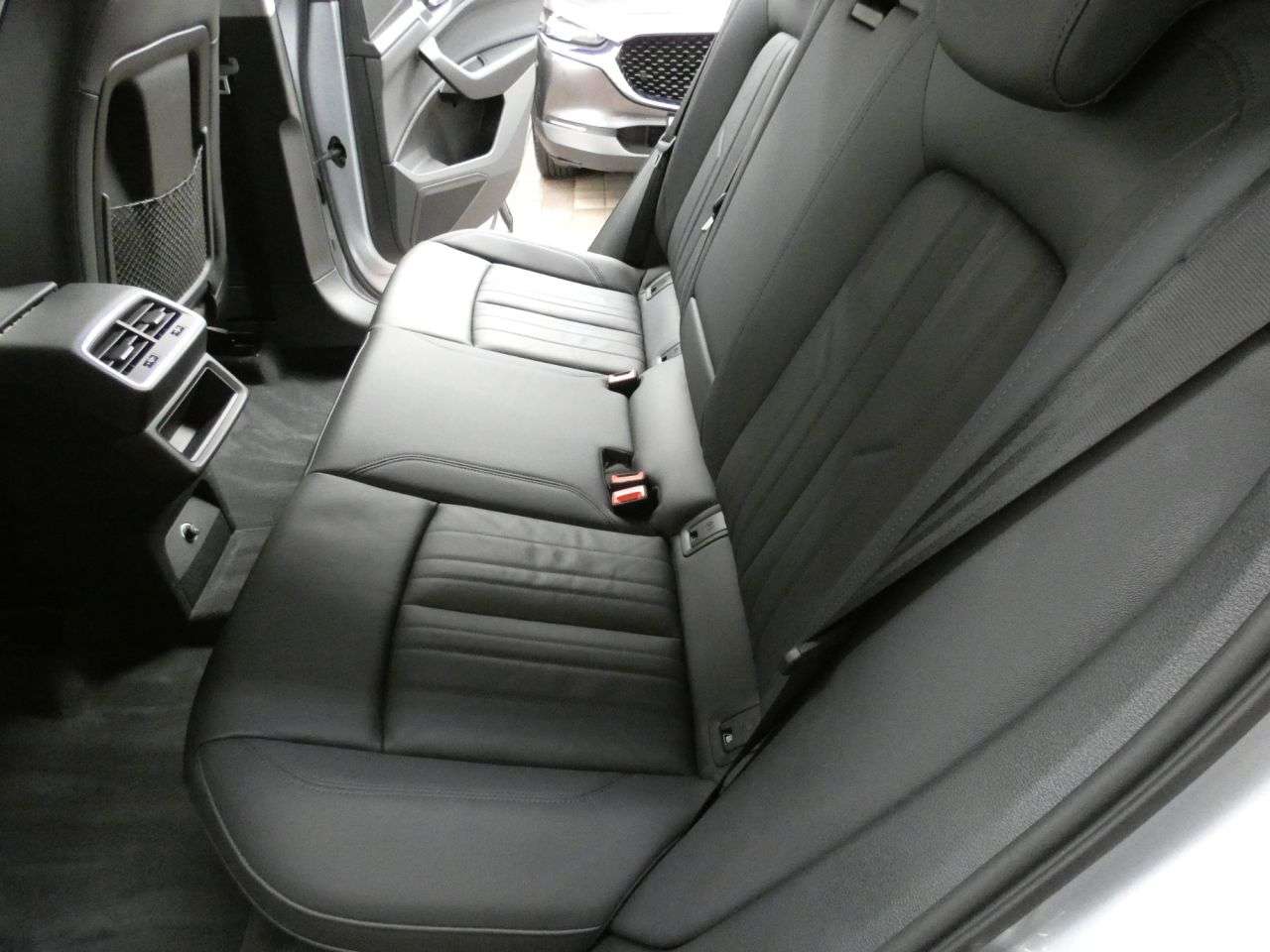 2021 AUDI E-TRON 2021 AUDI E-TRON