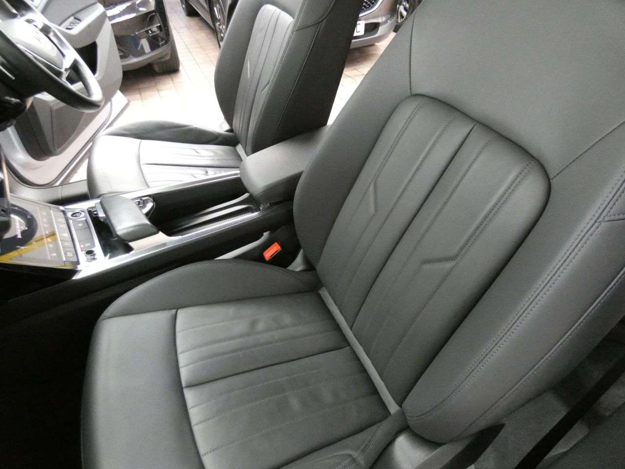 2021 AUDI E-TRON 2021 AUDI E-TRON