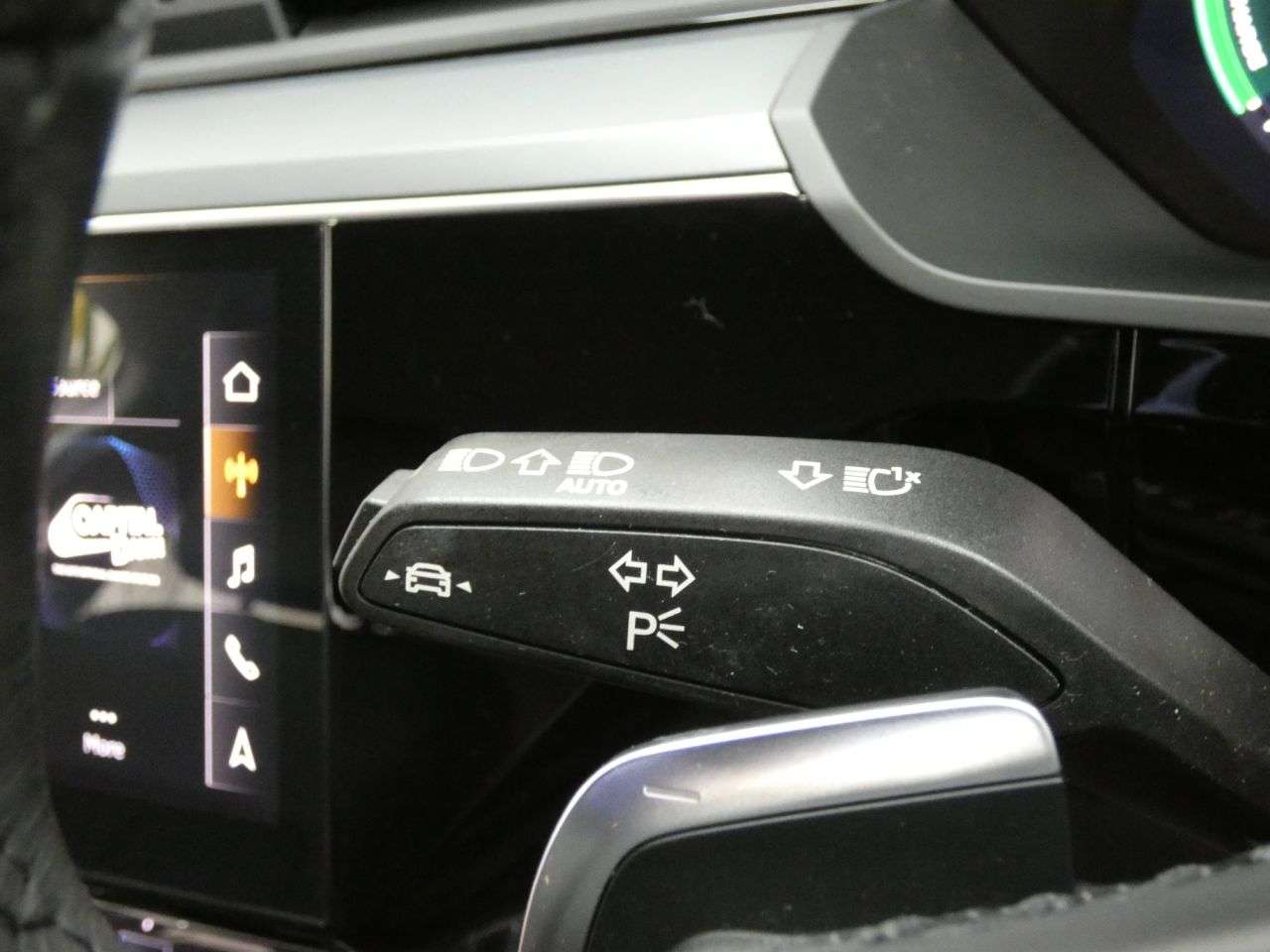 2021 AUDI E-TRON 2021 AUDI E-TRON