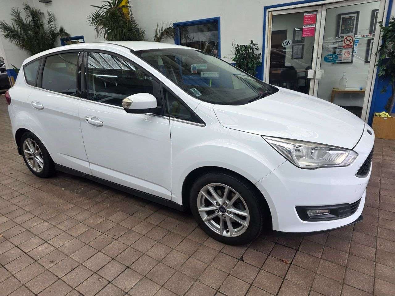 A 2018 FORD C-MAX 1.5 TDCi Zetec MPV 5dr Diesel Manual Euro 6 (s/s) (120 ps) SAT NAV. Cruise A 2018 FORD C-MAX 1.5 TDCi Zetec MPV 5dr Diesel Manual Euro 6 (s/s) (120 ps) SAT NAV. Cruise