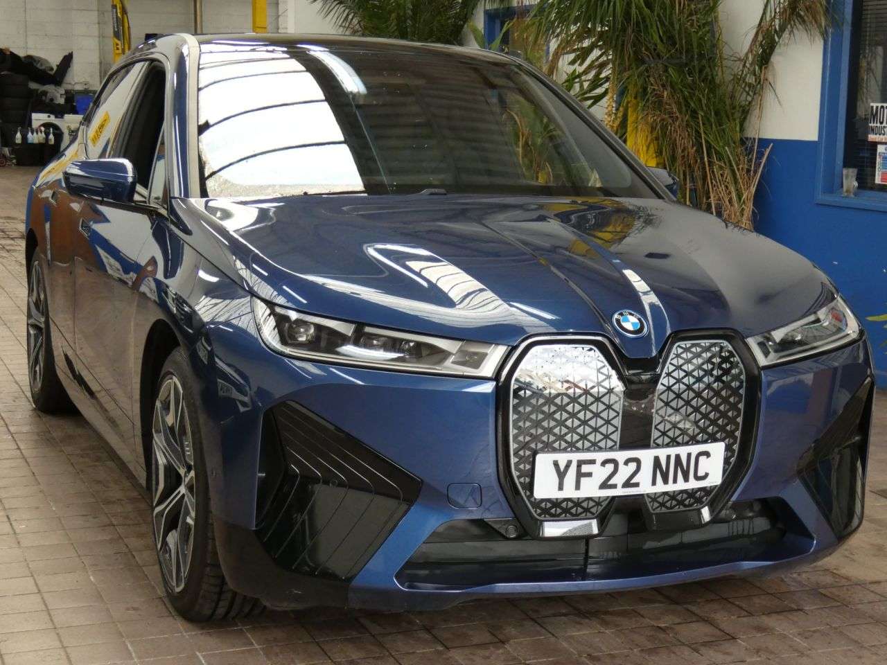 2022 BMW IX 2022 BMW IX