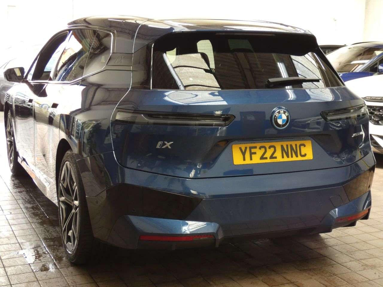 2022 BMW IX 2022 BMW IX