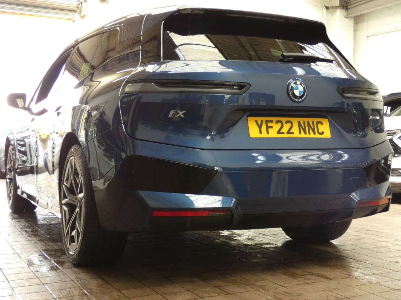 2022 BMW IX 2022 BMW IX