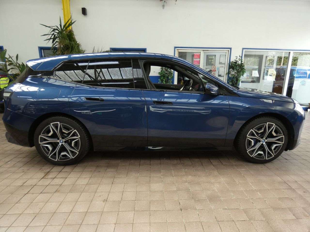 2022 BMW IX 2022 BMW IX