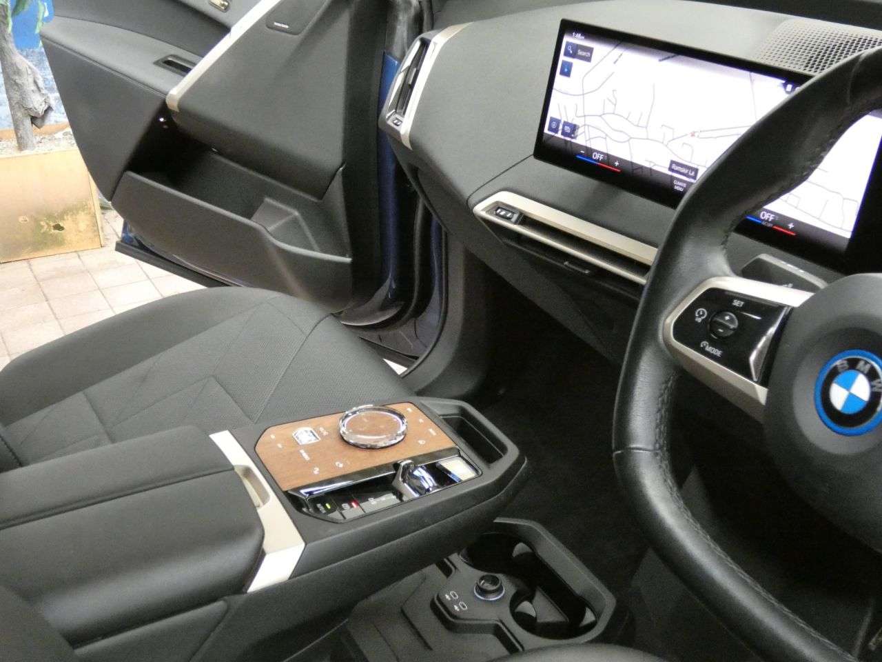 2022 BMW IX 2022 BMW IX