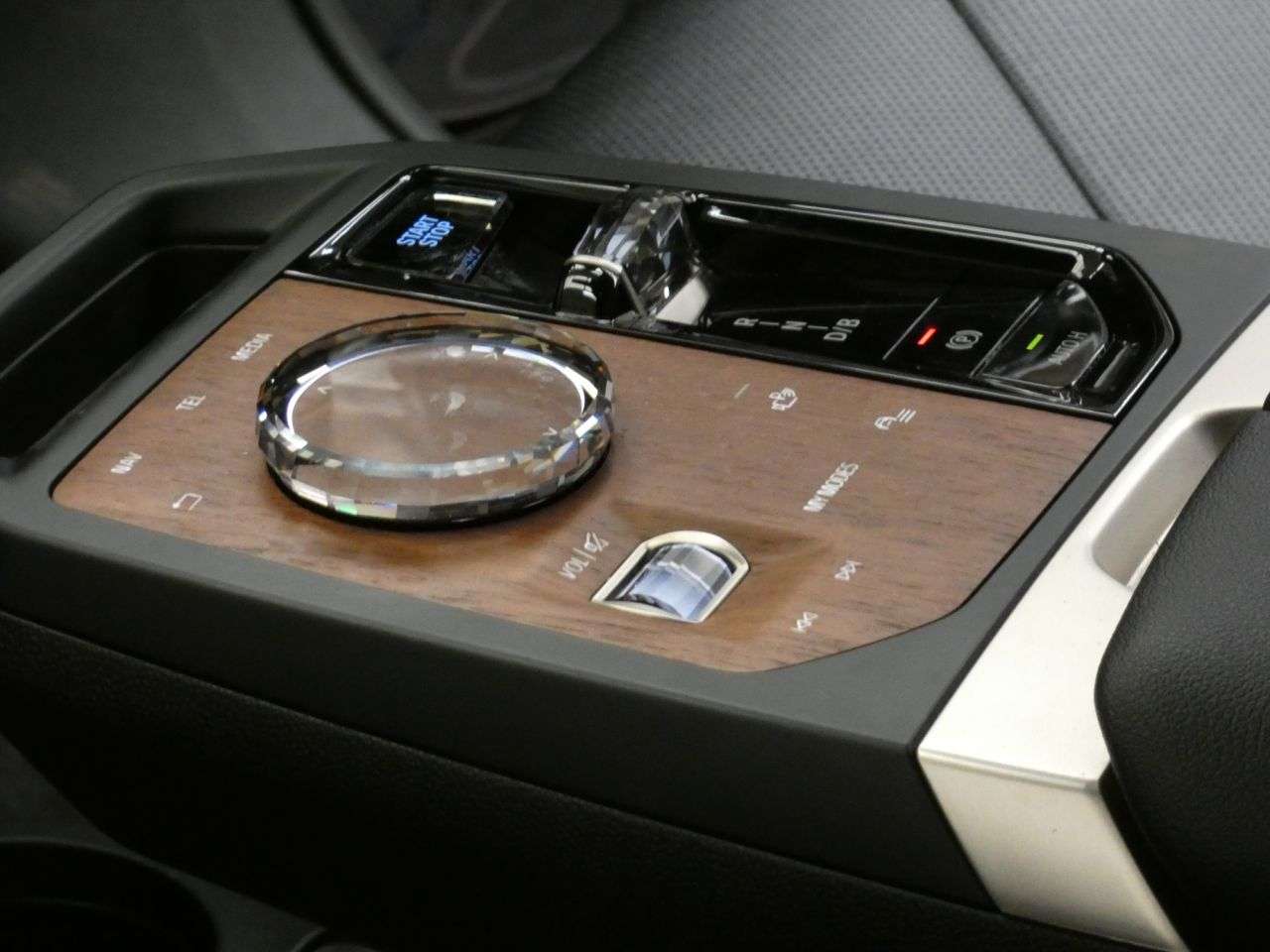 2022 BMW IX 2022 BMW IX