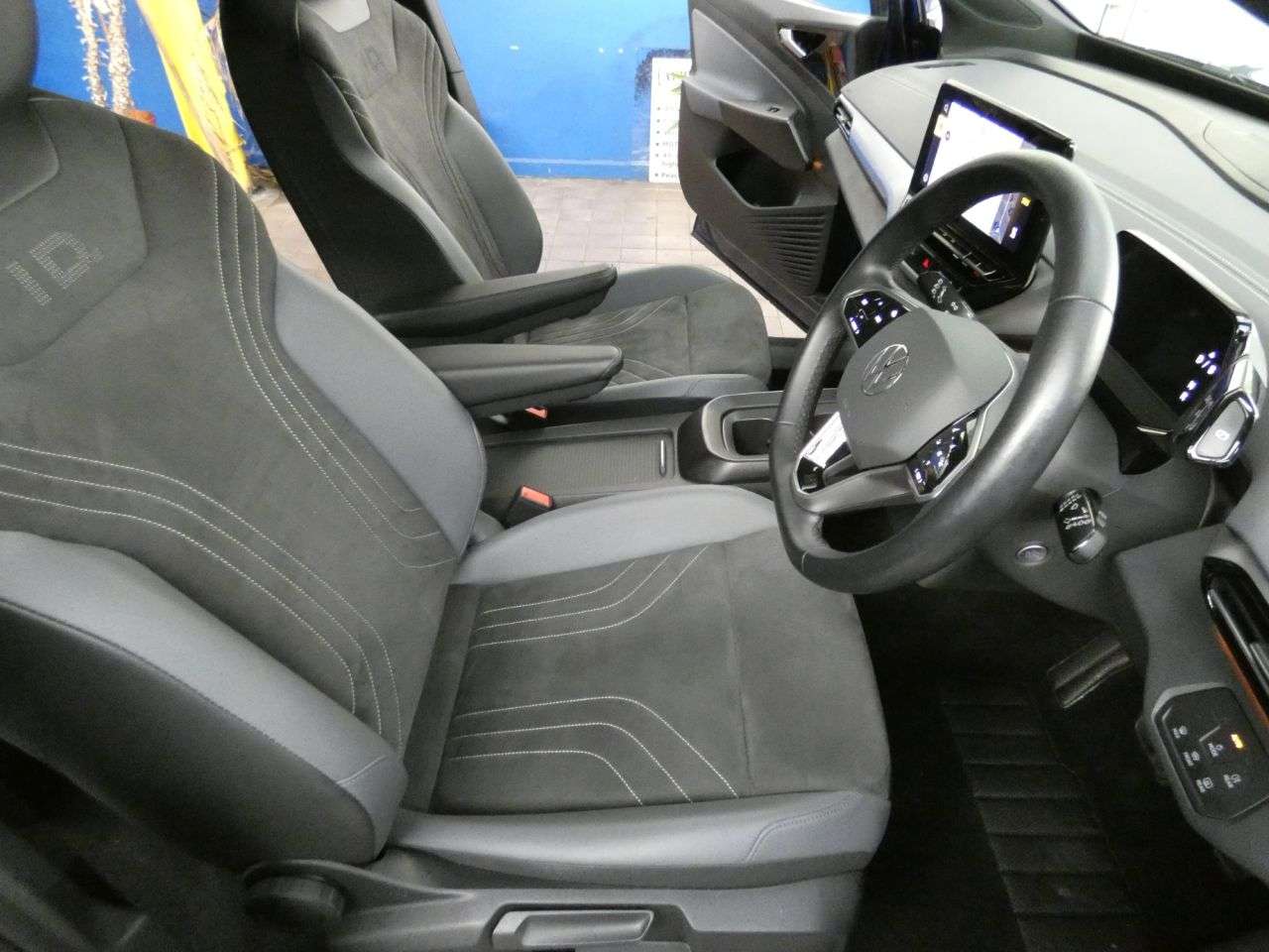 2023 VOLKSWAGEN ID.4 2023 VOLKSWAGEN ID.4