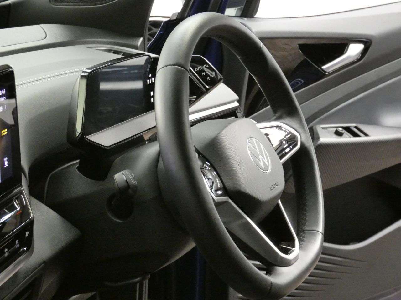 2023 VOLKSWAGEN ID.4 2023 VOLKSWAGEN ID.4